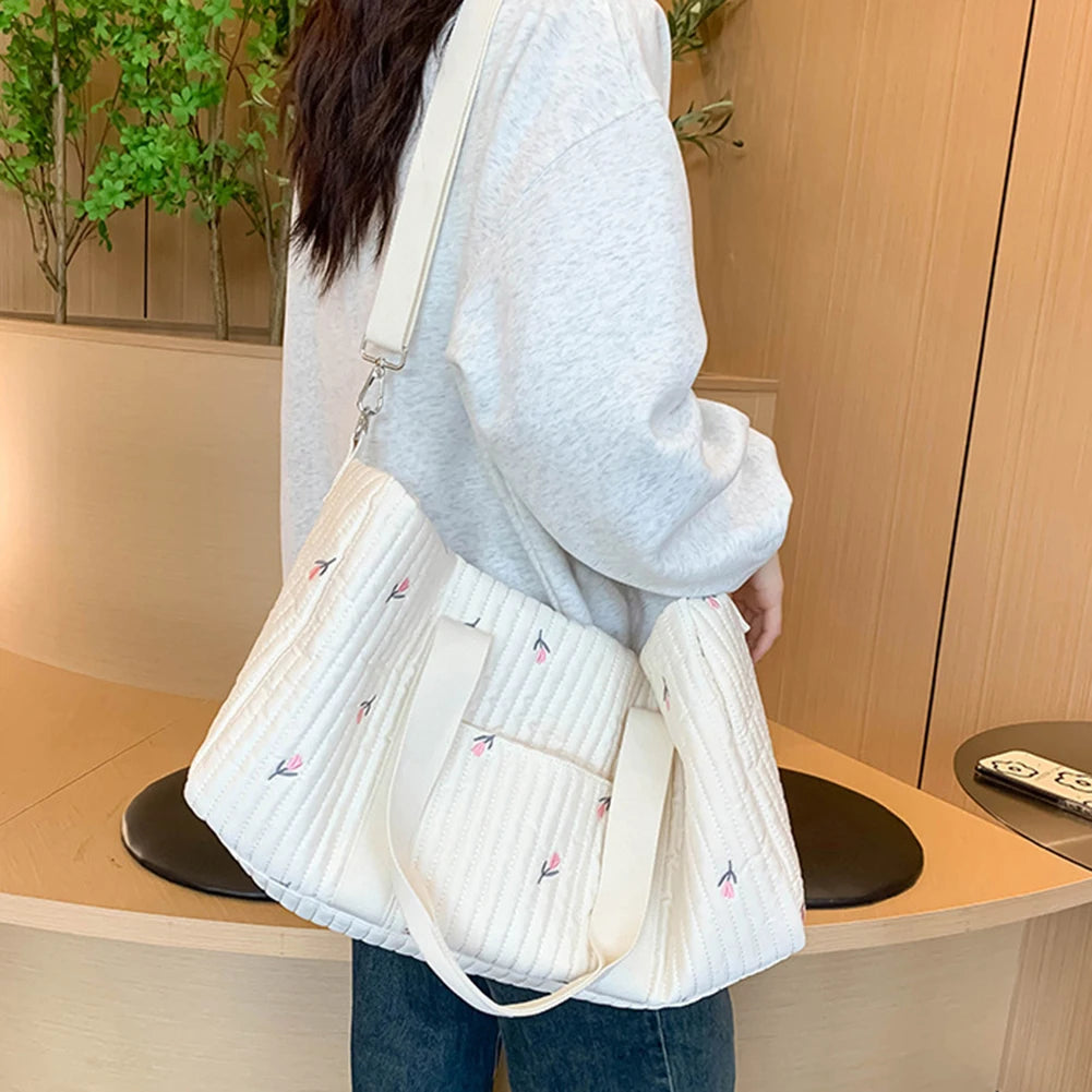 Nappy Organizer Cute Cartoon Baby Diaper Bag Embroidered Messenger Bag Mom Bag Storage Bag Luggage Tote Bag for Travel